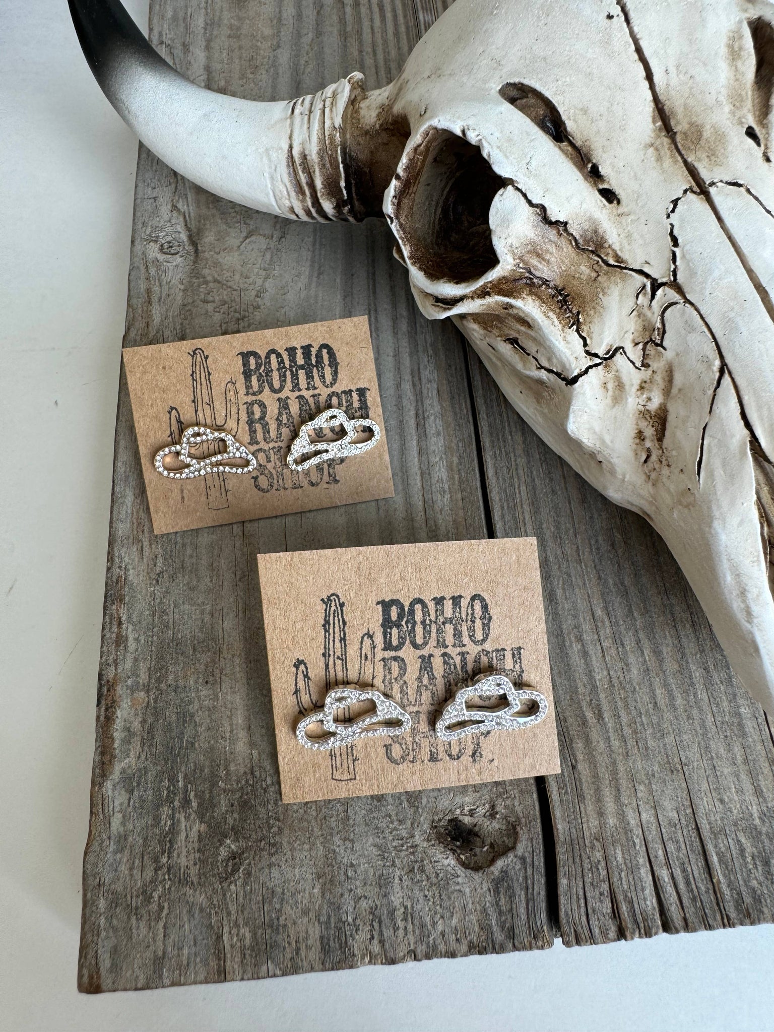 Western cut out paved Stud earrings