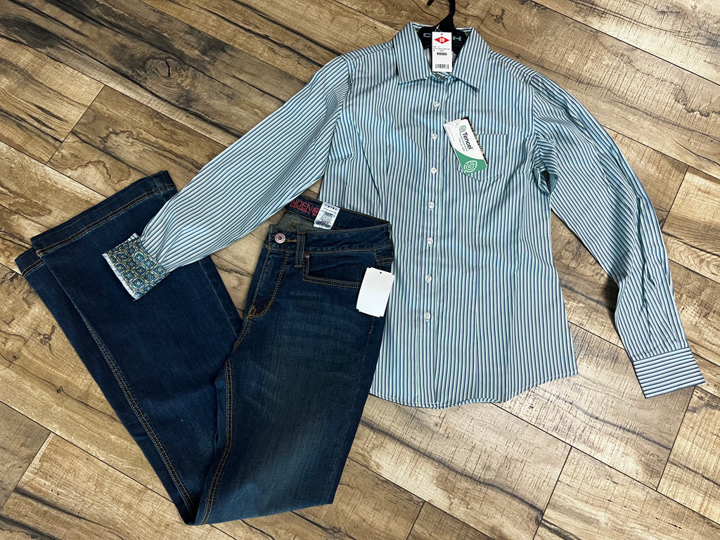 CINCH Women’s button Up